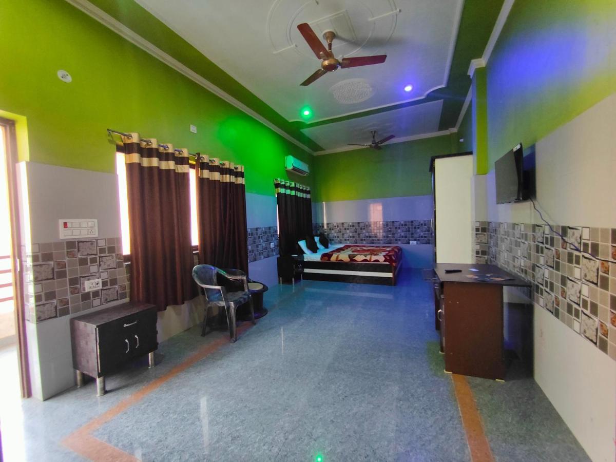 Oyo Abhivadya Gange Hotel Varanasi